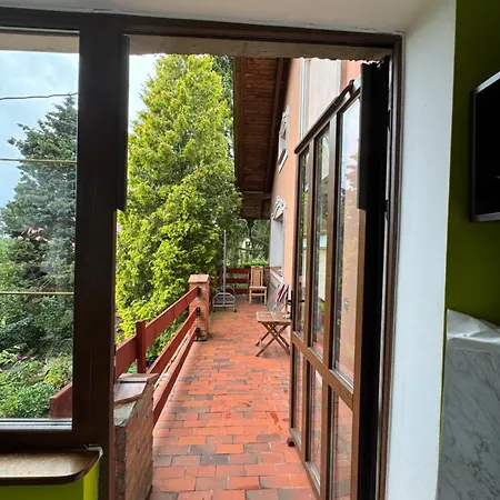 ファームステイ Pod Winogronami