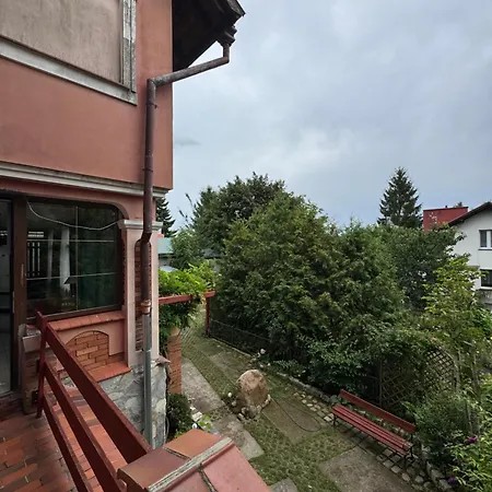 ファームステイ Pod Winogronami Ploty