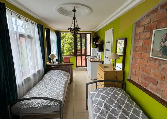 Pod Winogronami Farm stay *